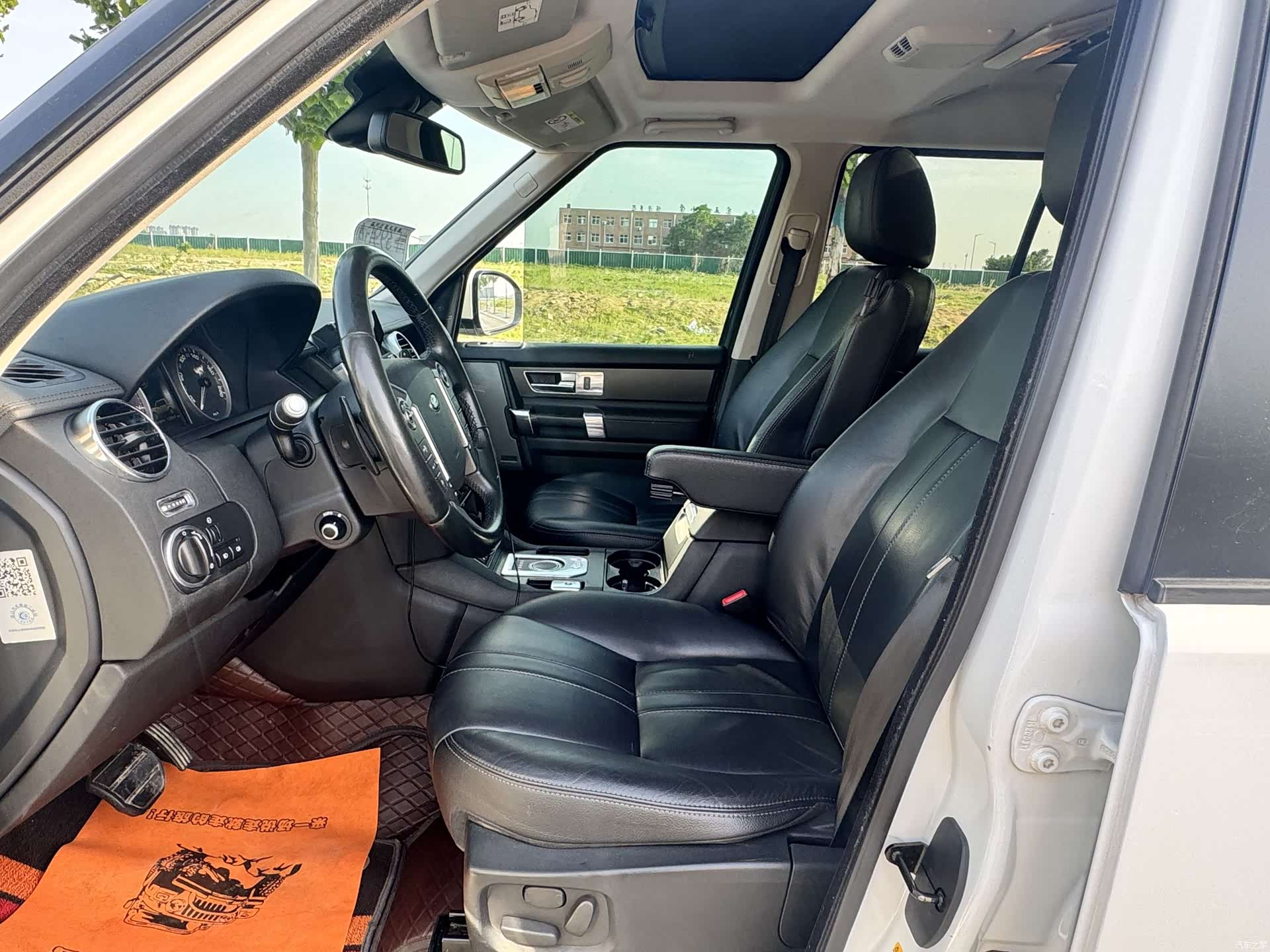 Land Rover Discovery, 2015 все фото