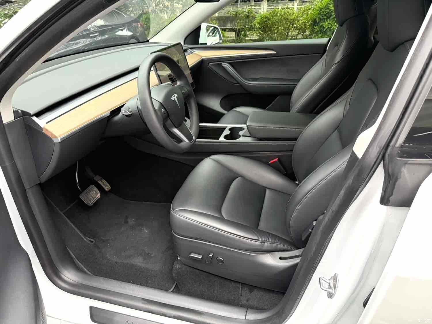 Tesla Model Y, 2022 8