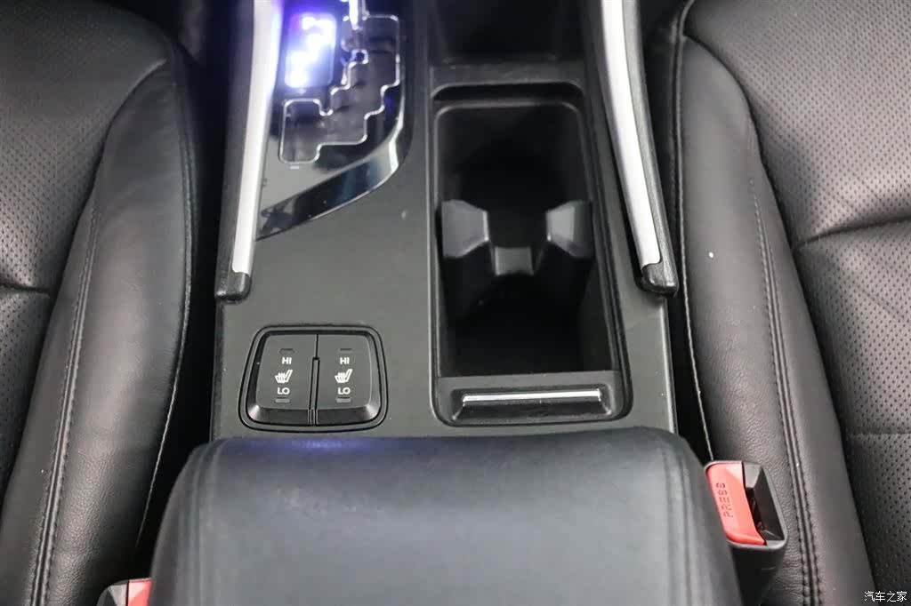 Hyundai Sonata, 2013 10
