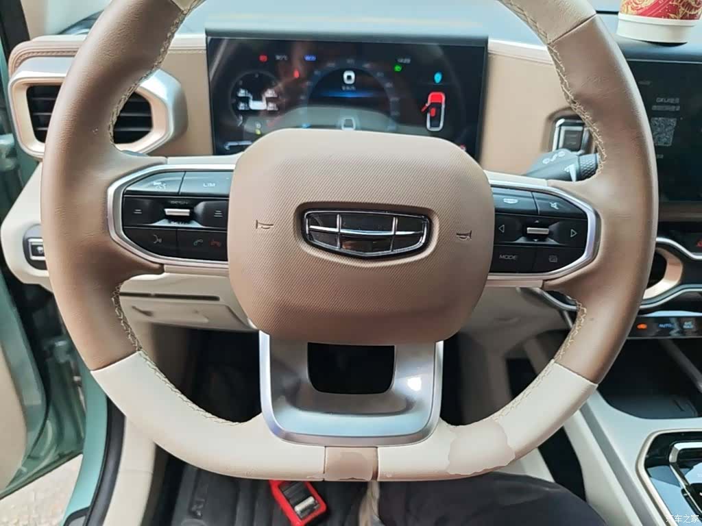 Geely Icon, 2022 11