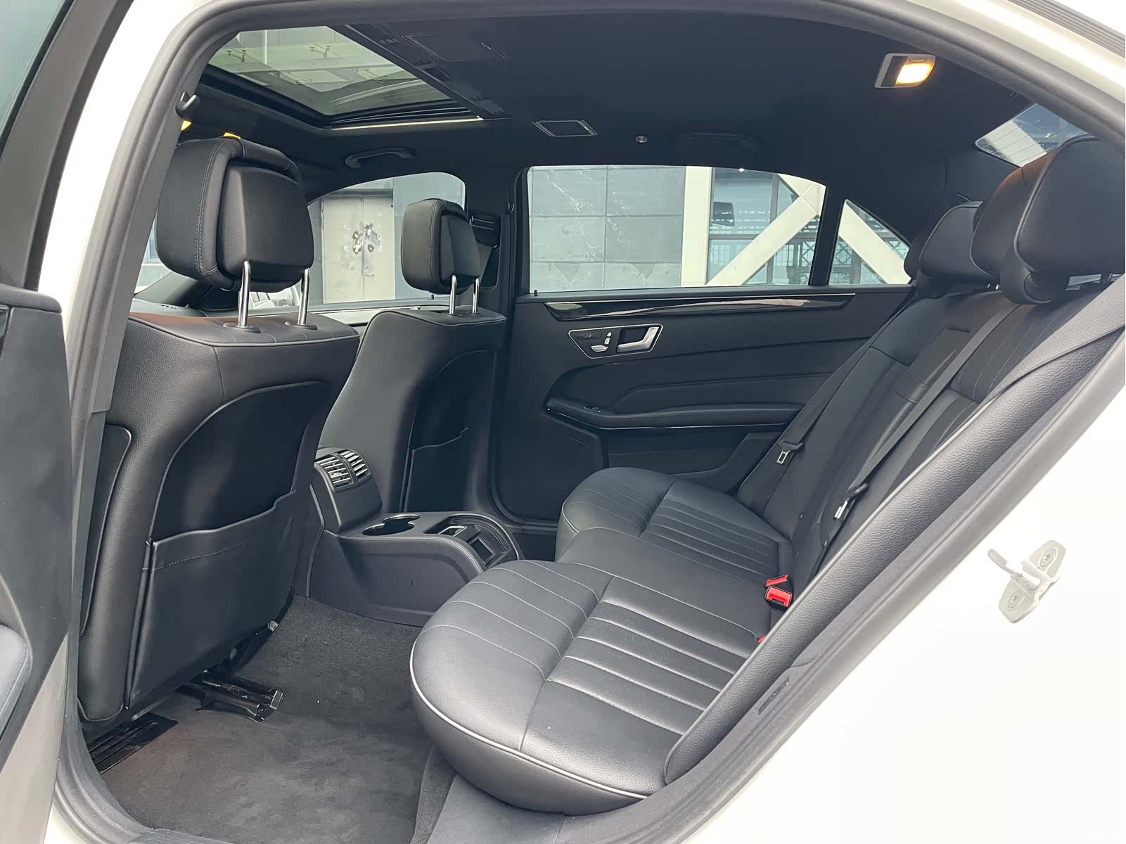 Mercedes-Benz E-Class, 2015 6