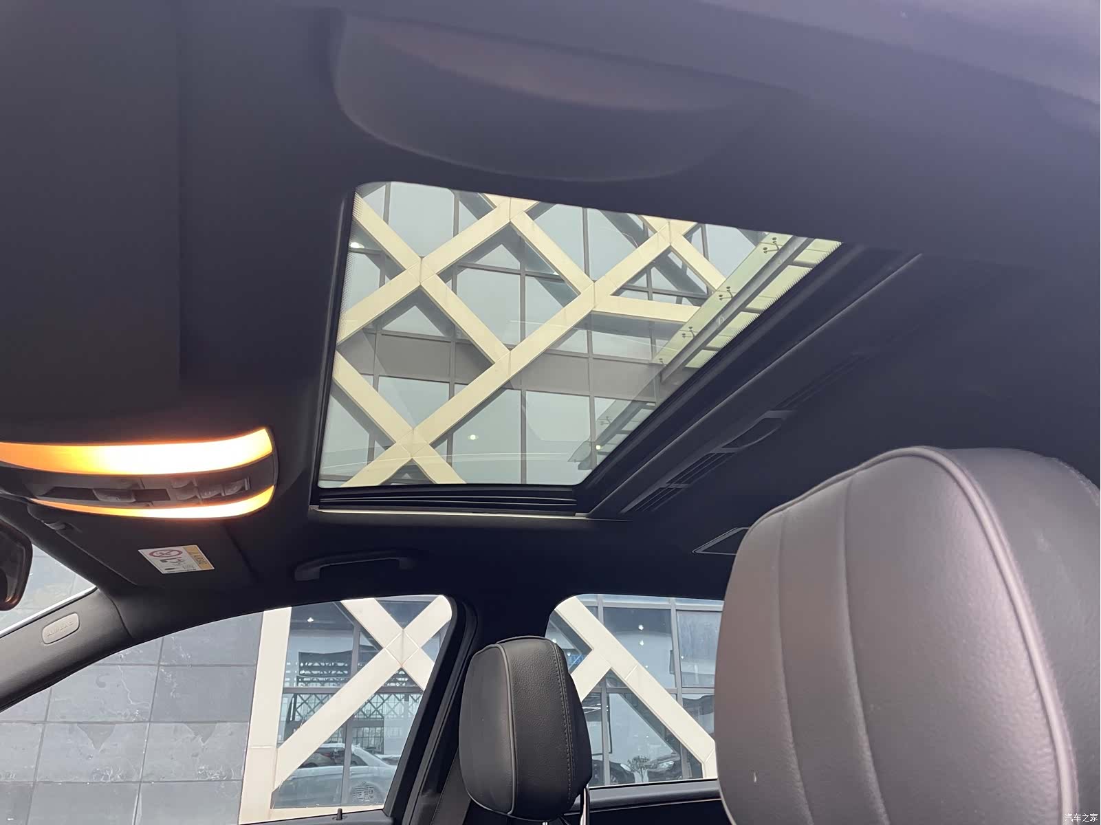 Mercedes-Benz E-Class, 2015 8