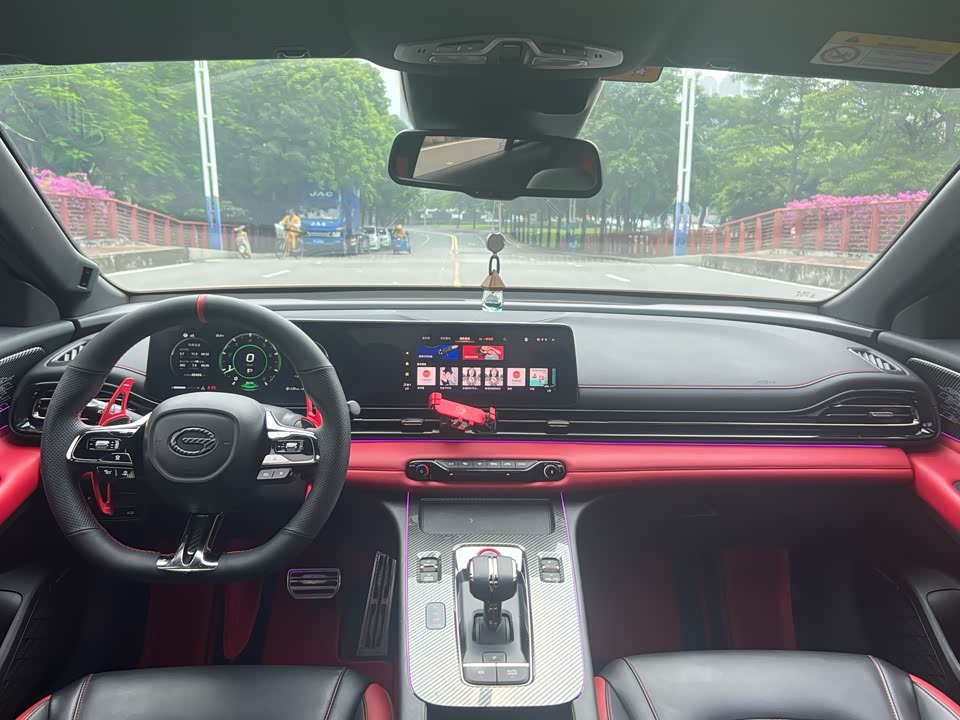 Trumpchi Shadow Leopard
