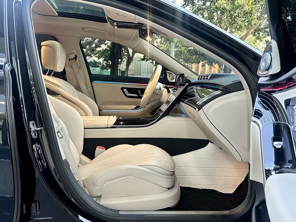 Mercedes-Benz S-class Mercedes-Benz S-class