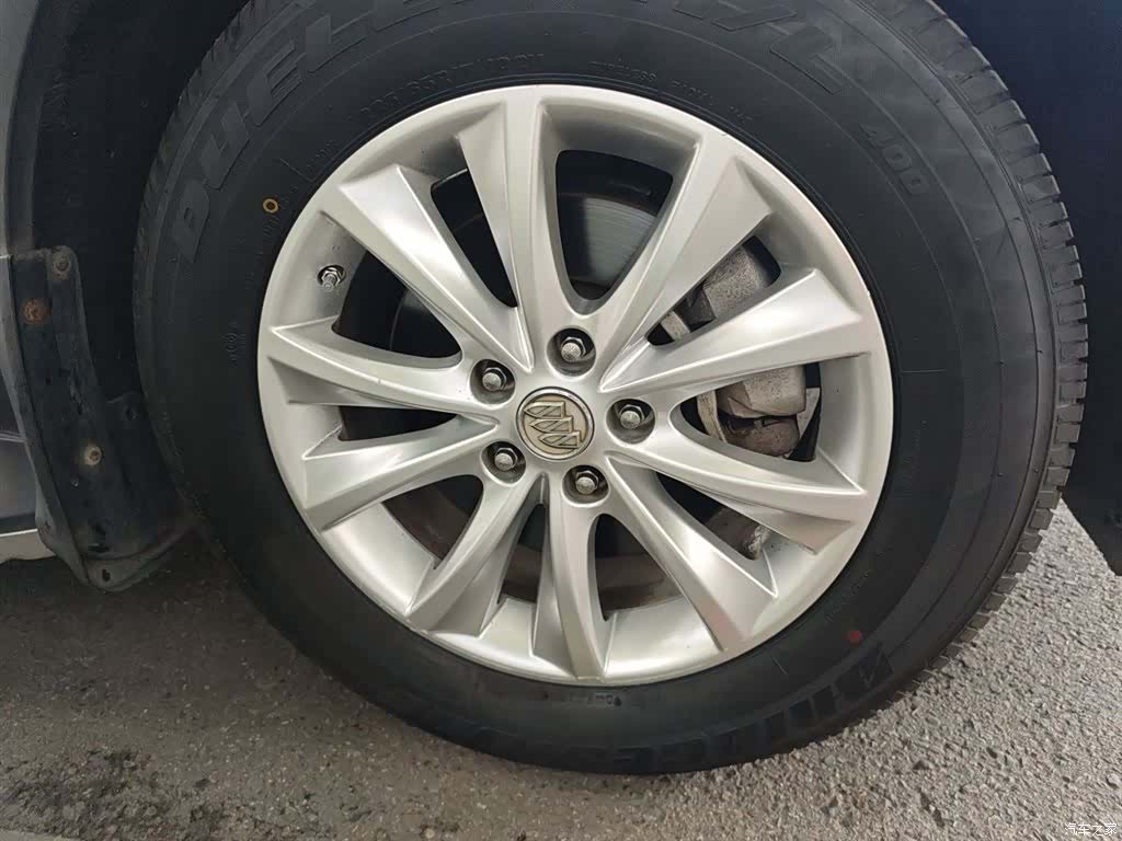Buick Envision Plus, 2015 8