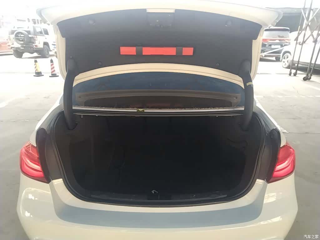 BMW 3 Series, 2017 19