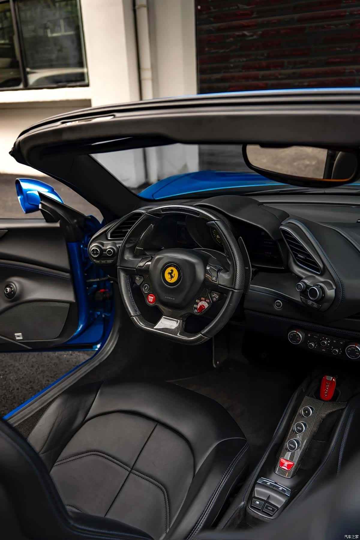 Ferrari 488, 2019 4