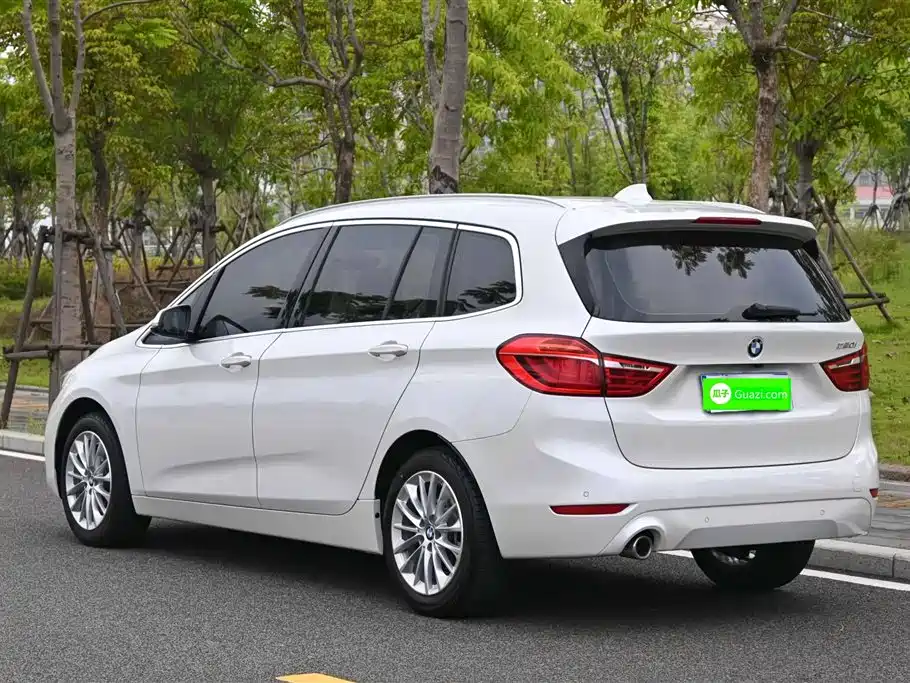 BMW 2 series multifunctional station wagon