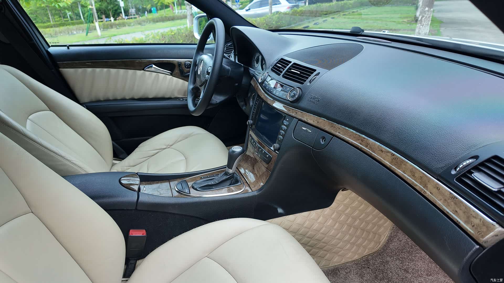 Mercedes-Benz E-Class, 2008 30