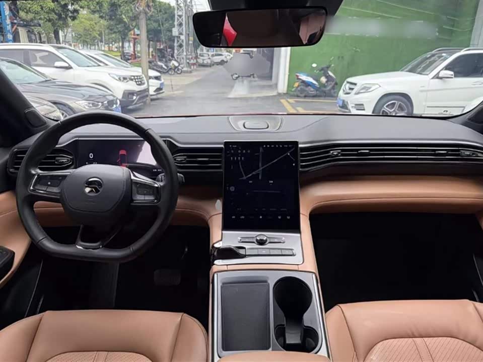 NIO ES6