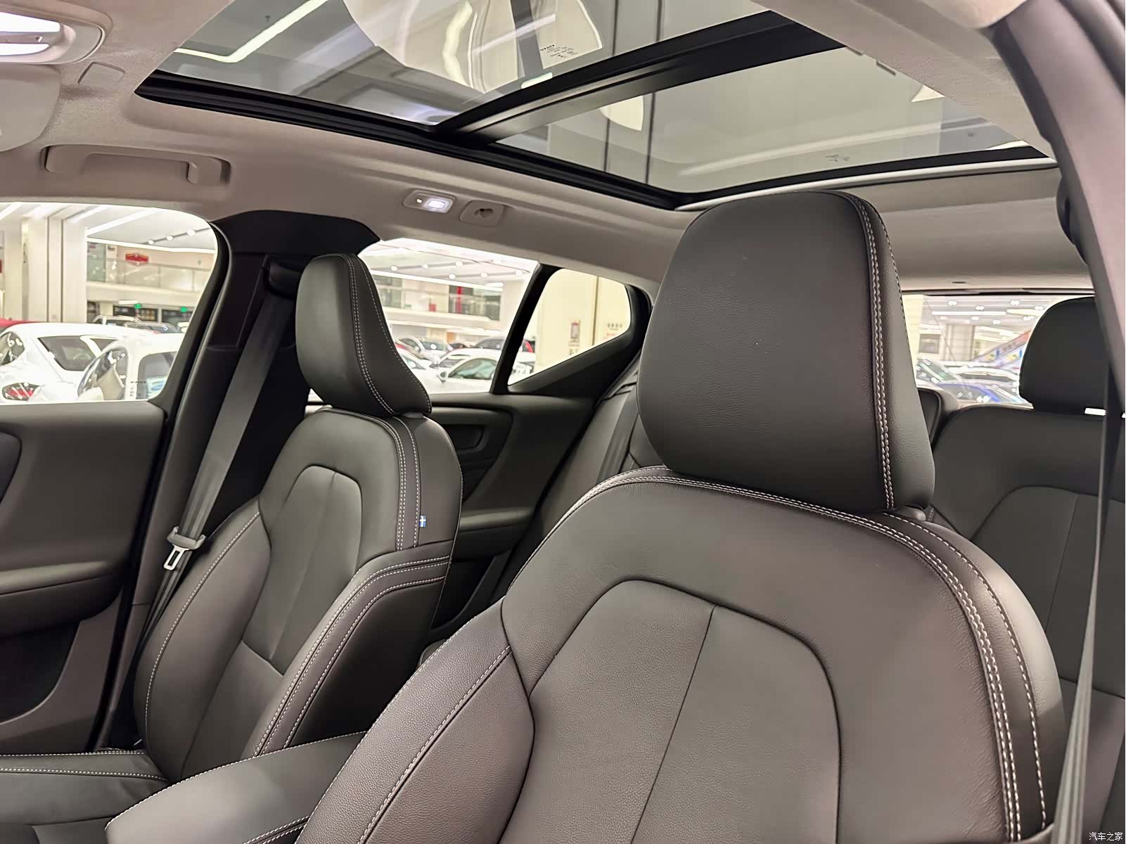Volvo XC40, 2024 11