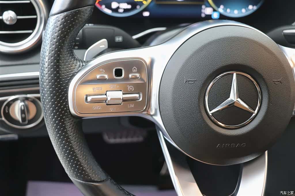 Mercedes-Benz C-Class, 2019 17
