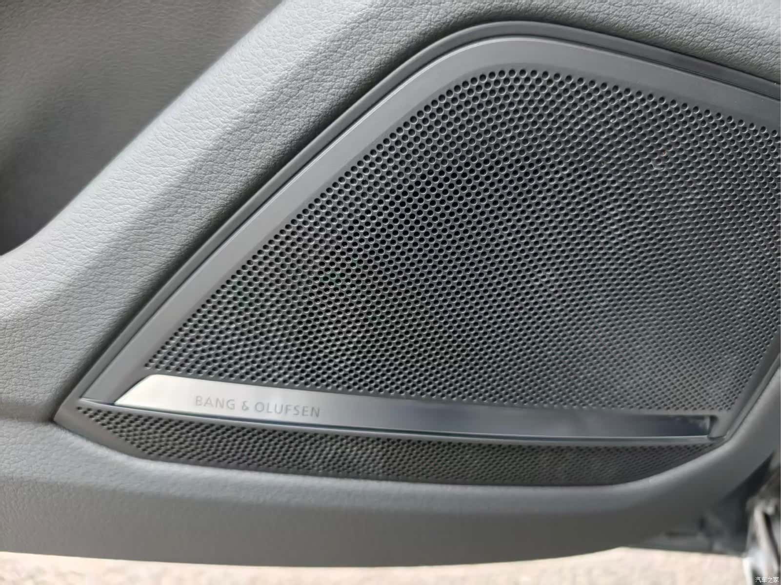 Audi A6L, 2025 12