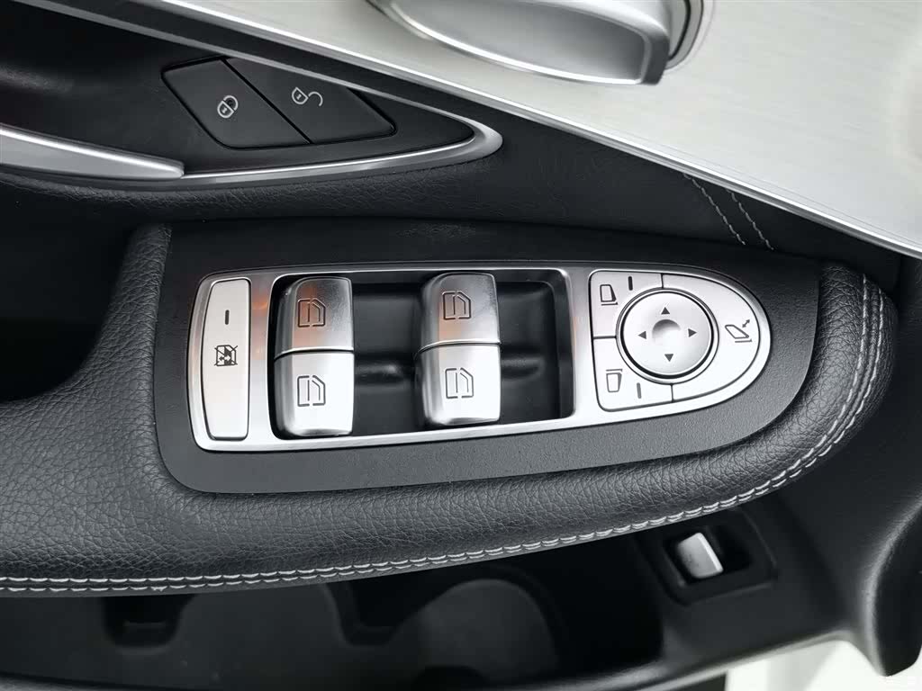 Mercedes-Benz GLC, 2019 9