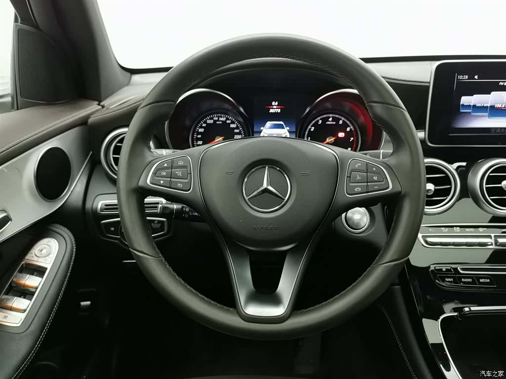 Mercedes-Benz GLC, 2019 11