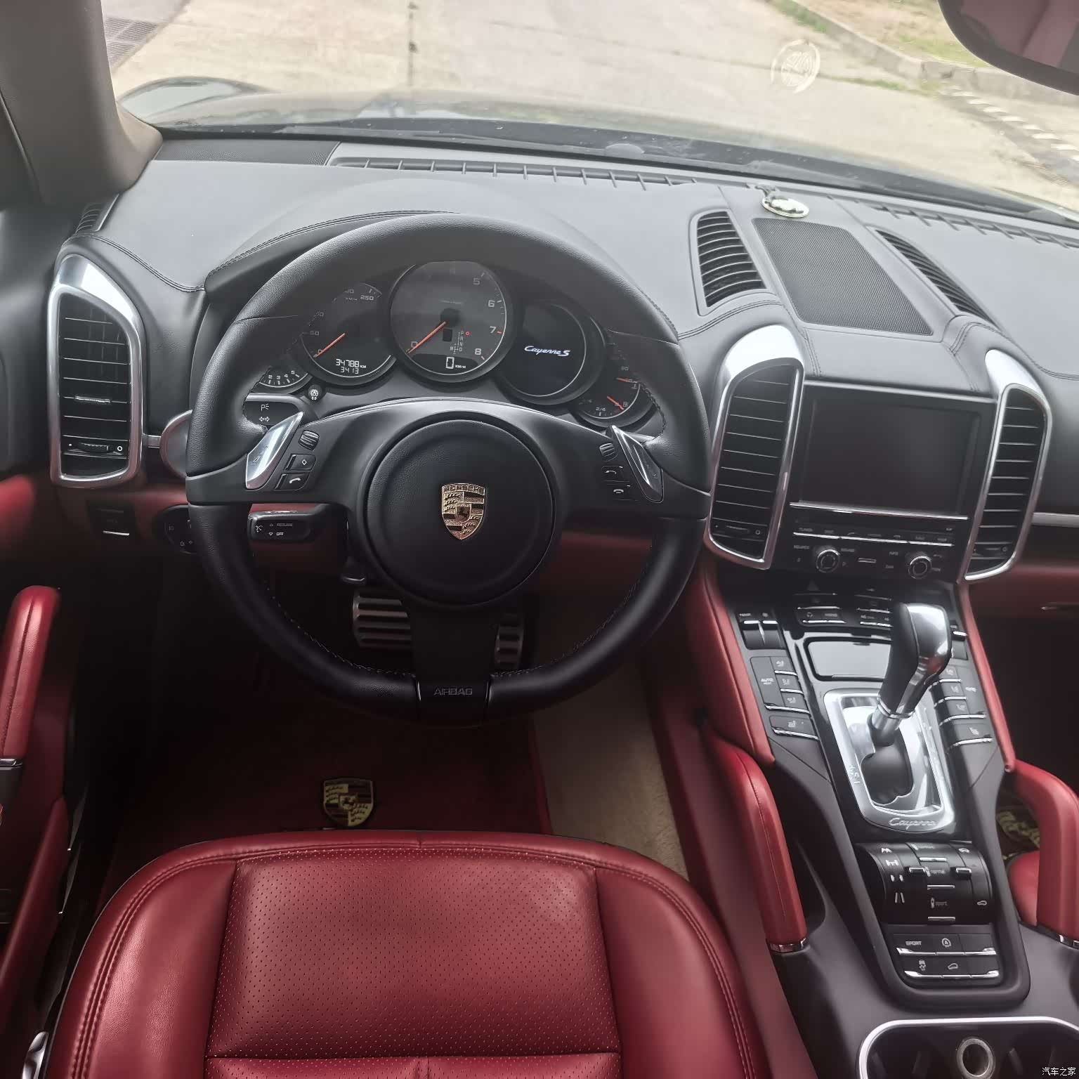 Porsche Cayenne, 2011 10