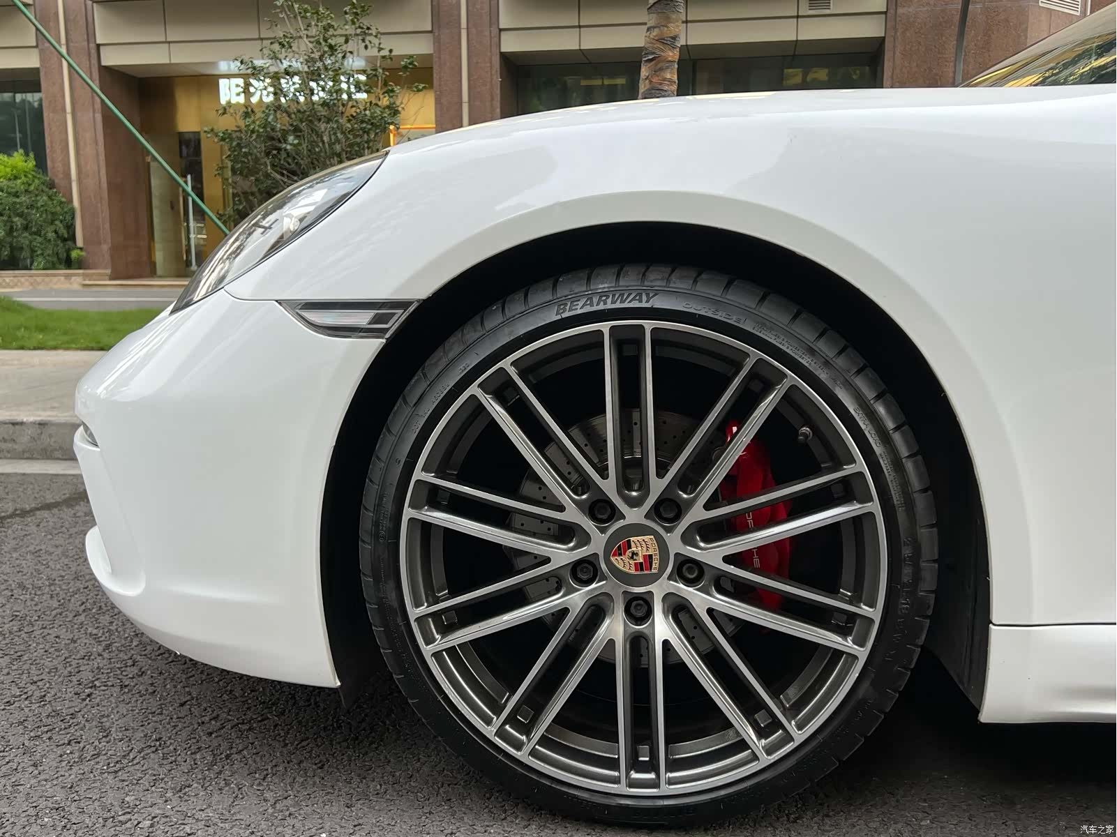 Porsche Boxster, 2020 все фото