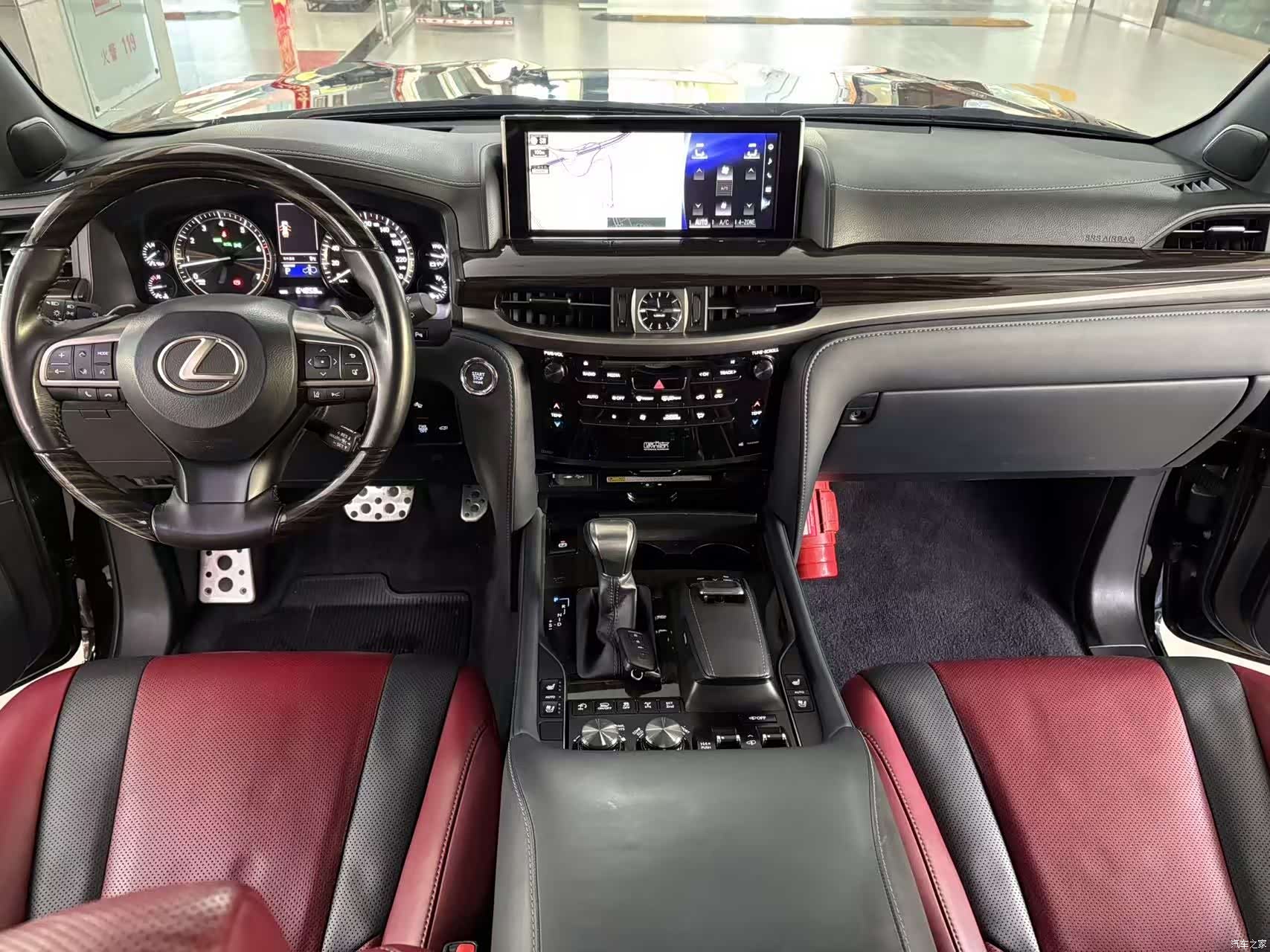 Lexus LX, 2019 все фото