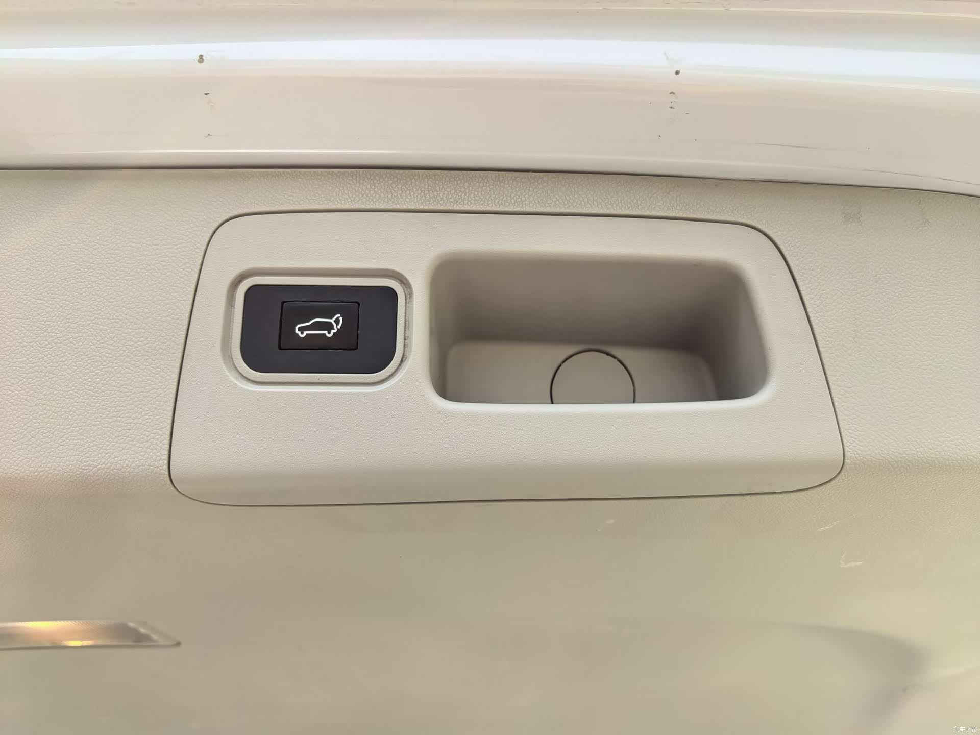 Buick GL8, 2021 21