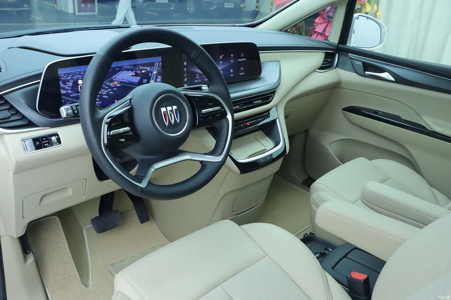 Buick GL8, 2025 6