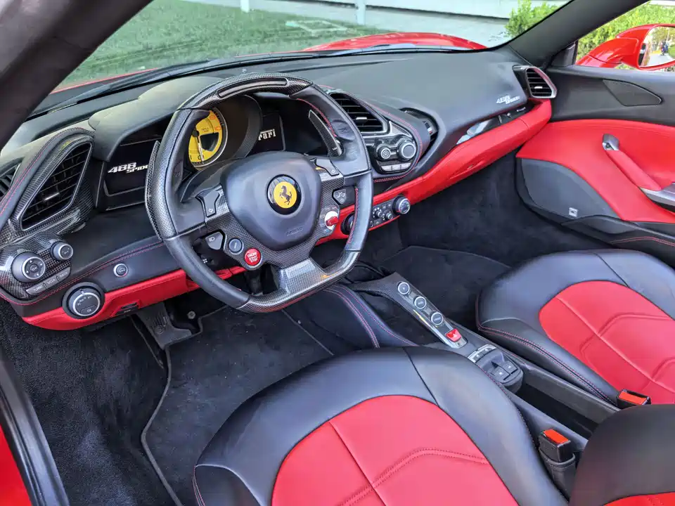 Ferrari 488