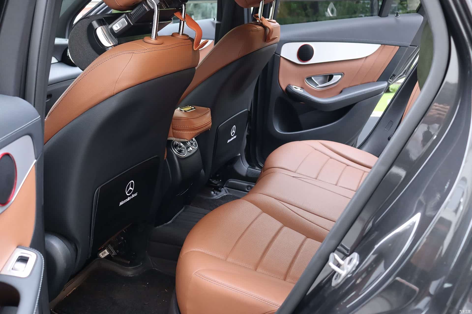 Mercedes-Benz GLC, 2021 12
