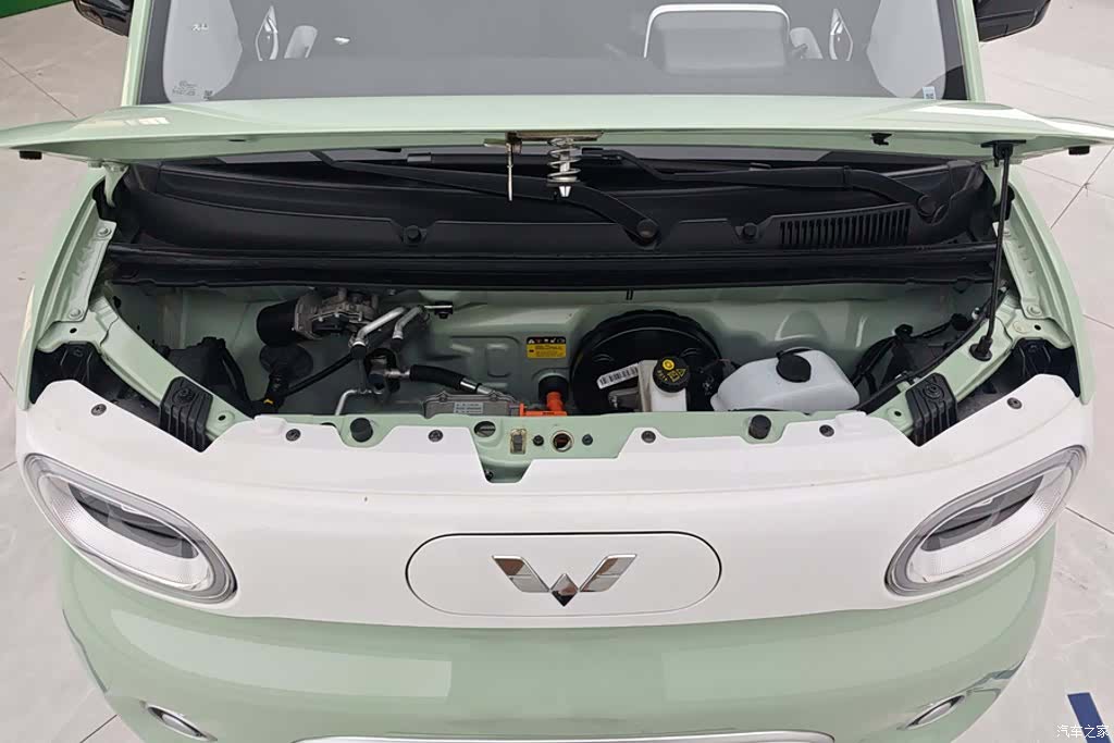 Wuling MINIEV, 2025 10