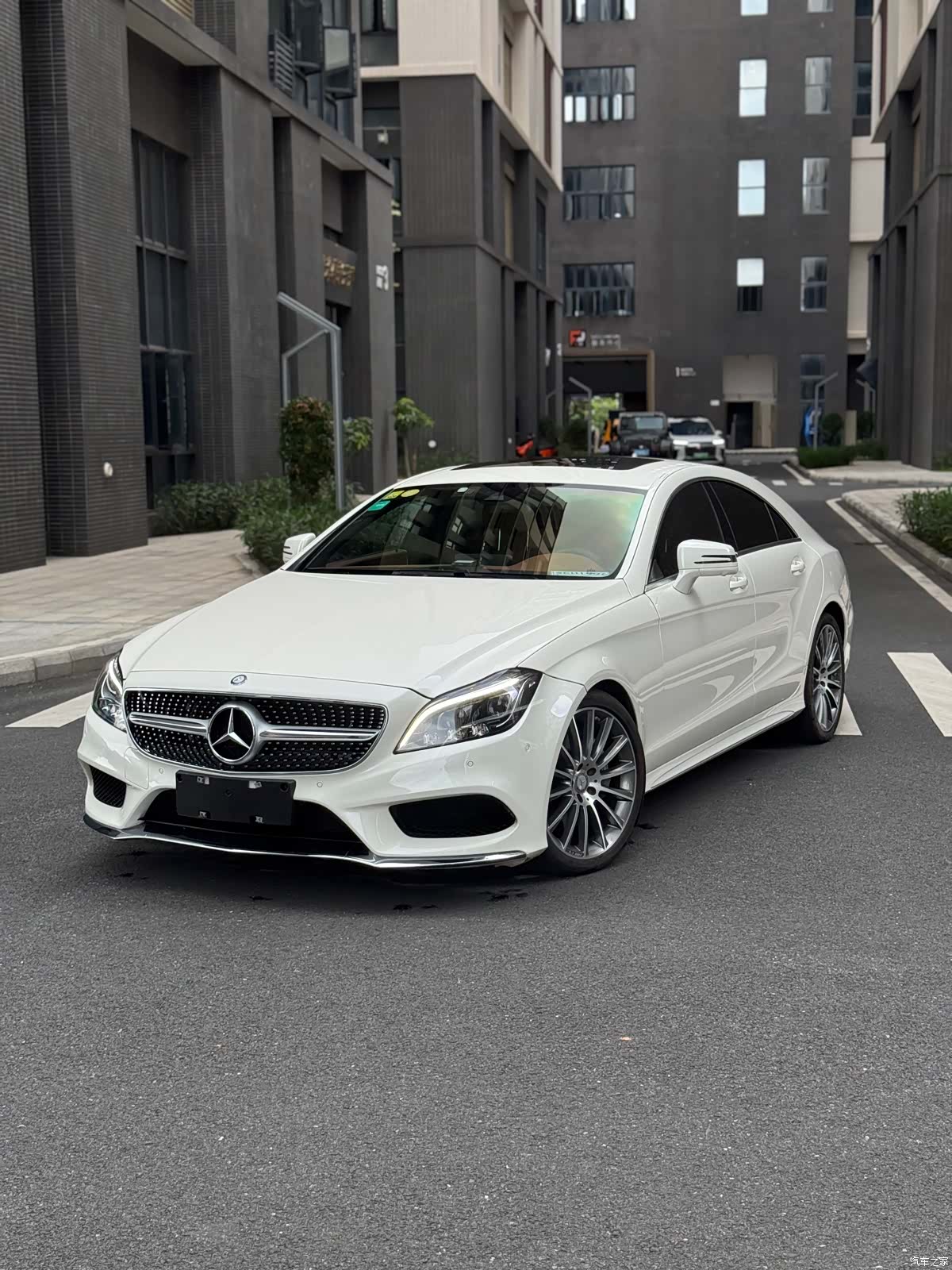 Mercedes-Benz CLS, 2016 6