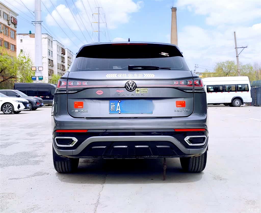 Volkswagen Tayron, 2023 все фото