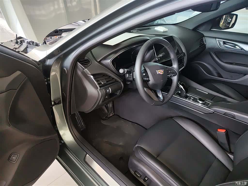 Cadillac CT5, 2022 16