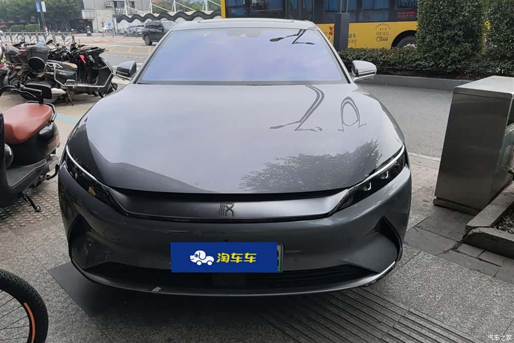 BYD Han, 2021 2