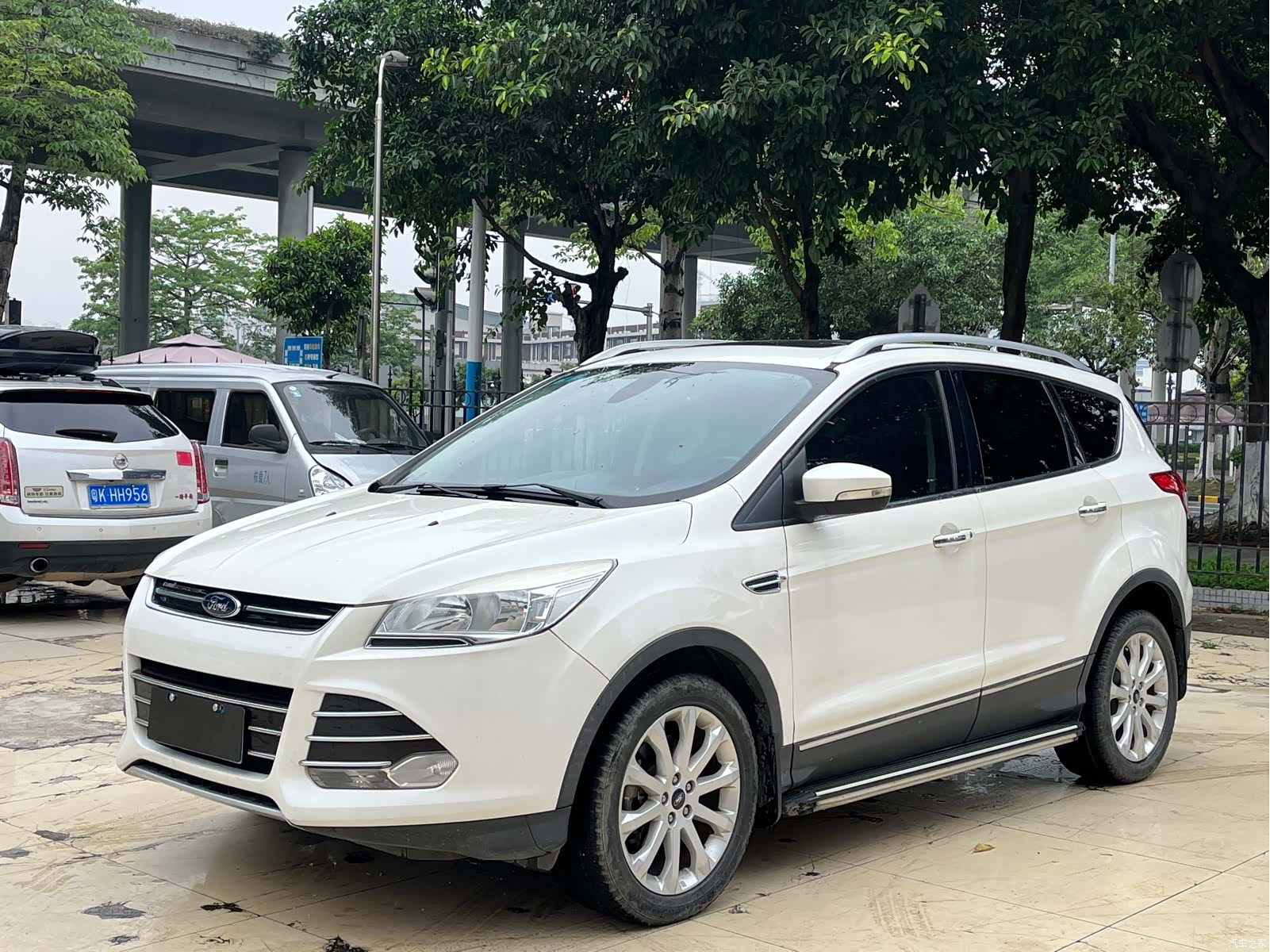 Ford Kuga, 2016 1