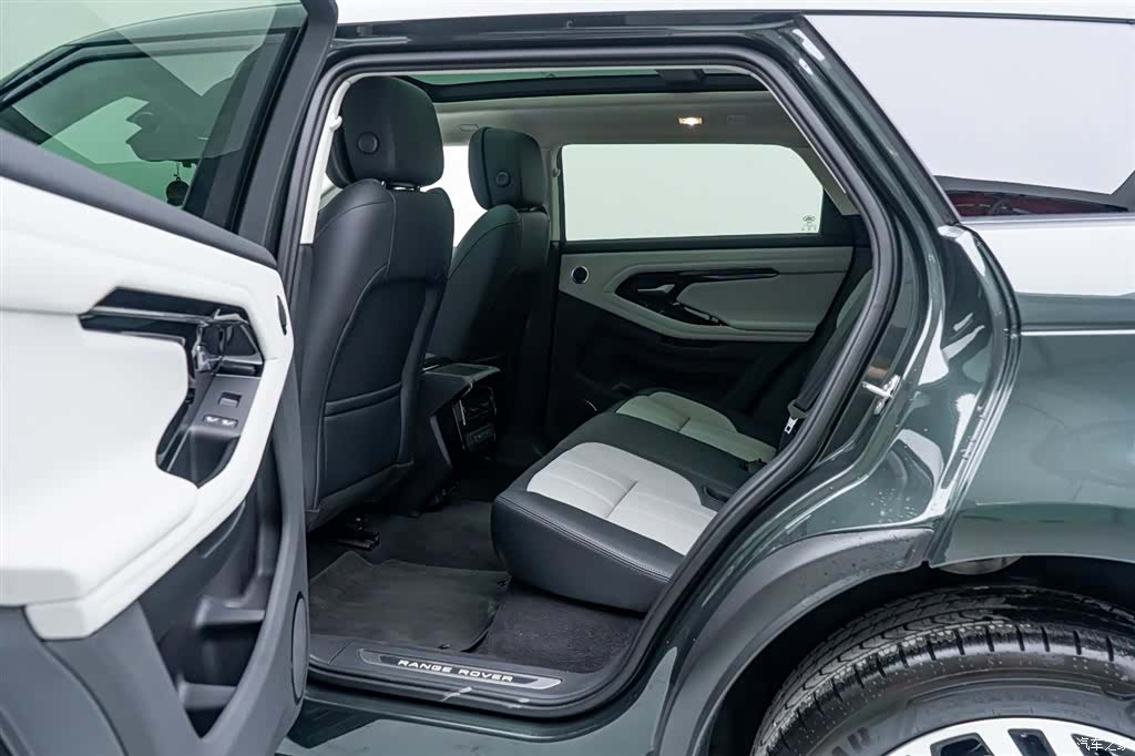 Land Rover Range Rover, 2026 17