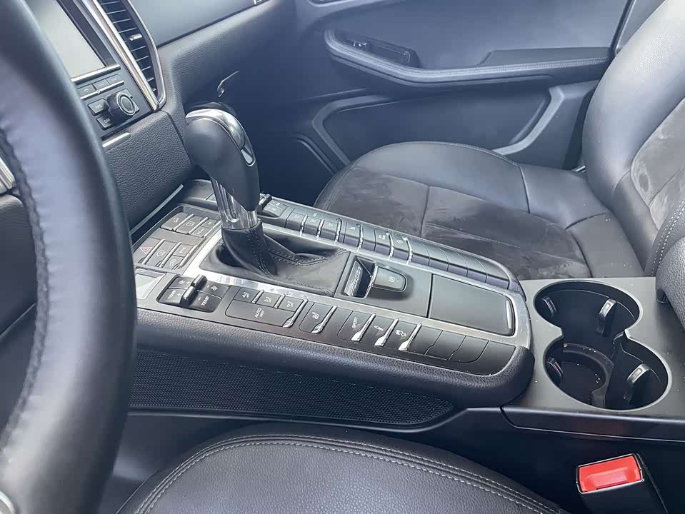 Porsche Macan Porsche Macan