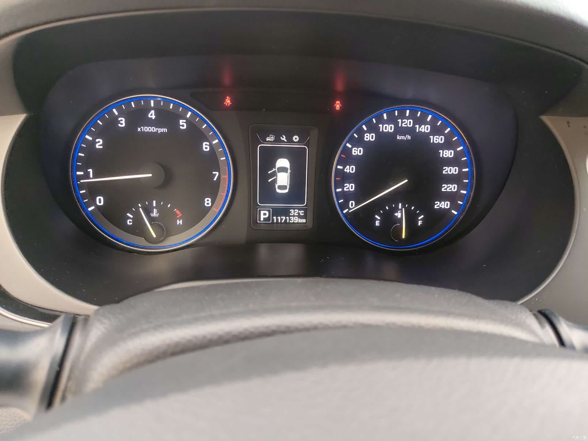 Hyundai GLS, 2015 12