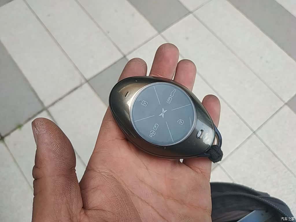 Xpeng P7, 2023 9