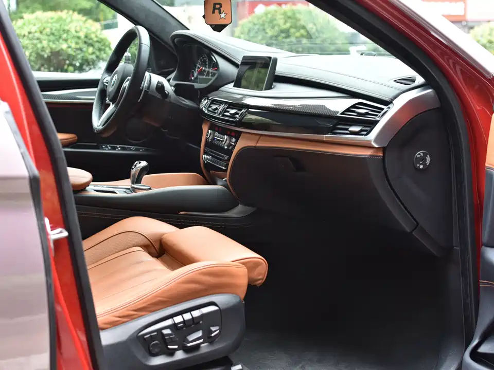 BMW X6 M