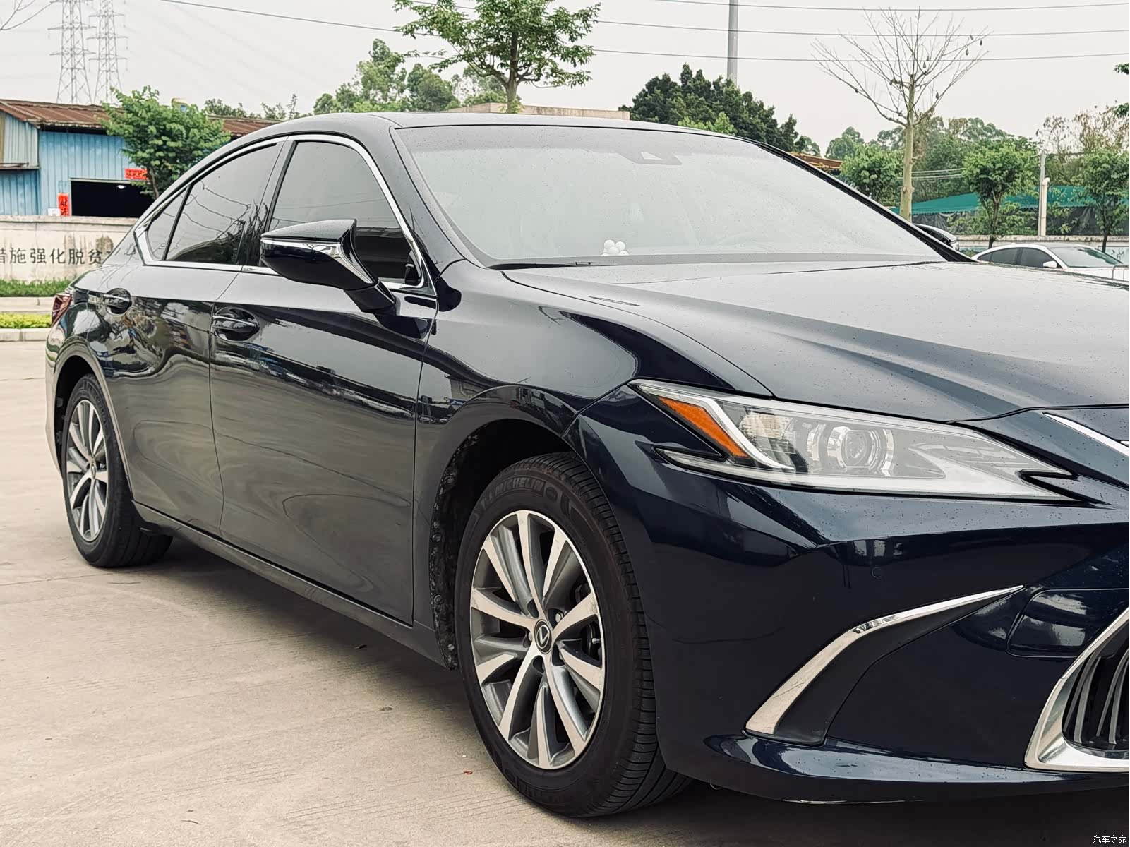 Lexus ES, 2019 10