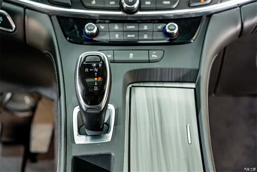 Buick LaCrosse, 2021 14