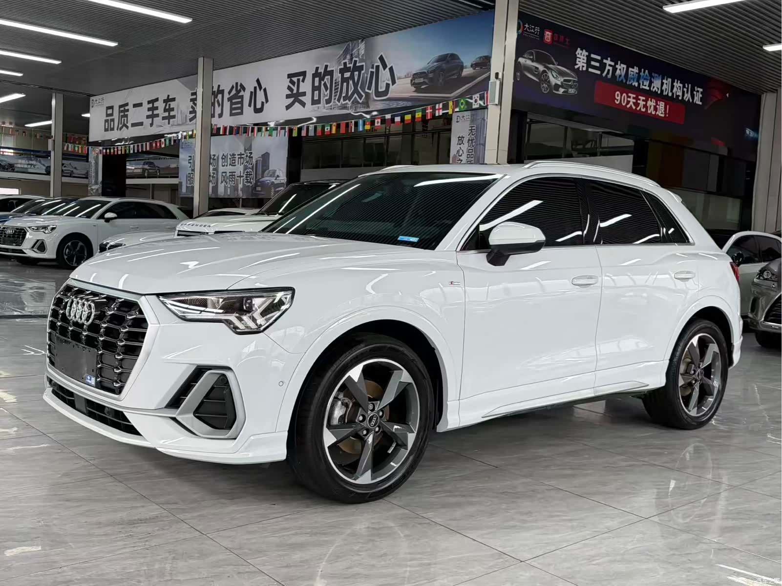 Audi Q3, 2022 1
