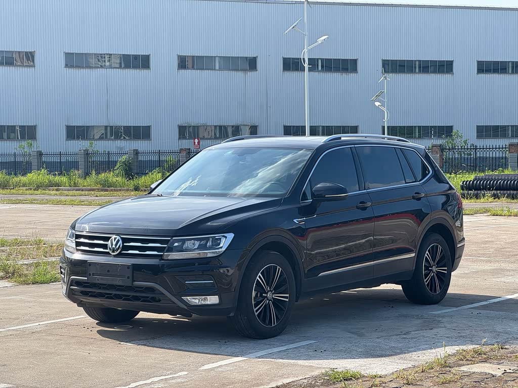 Volkswagen Tiguan L