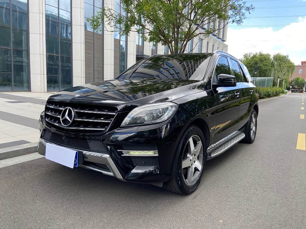 Mercedes-Benz M