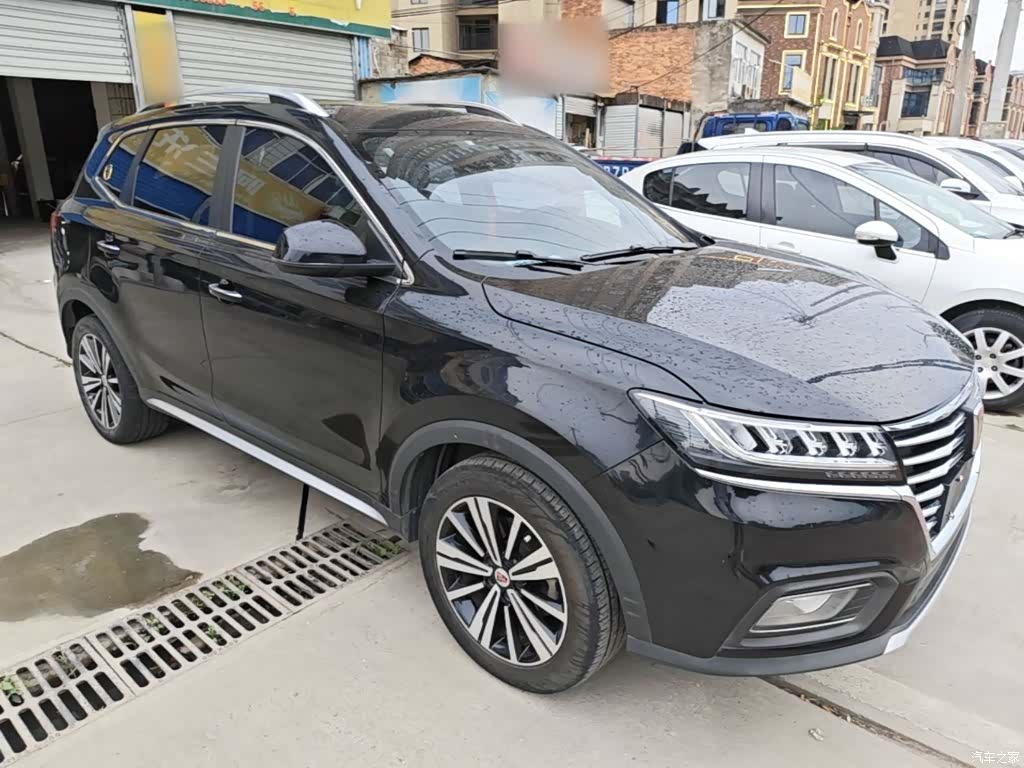 Roewe RX5, 2019 4