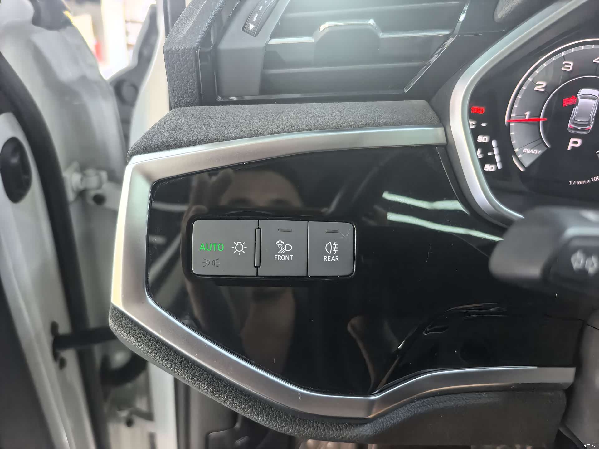 Audi Q3, 2023 18