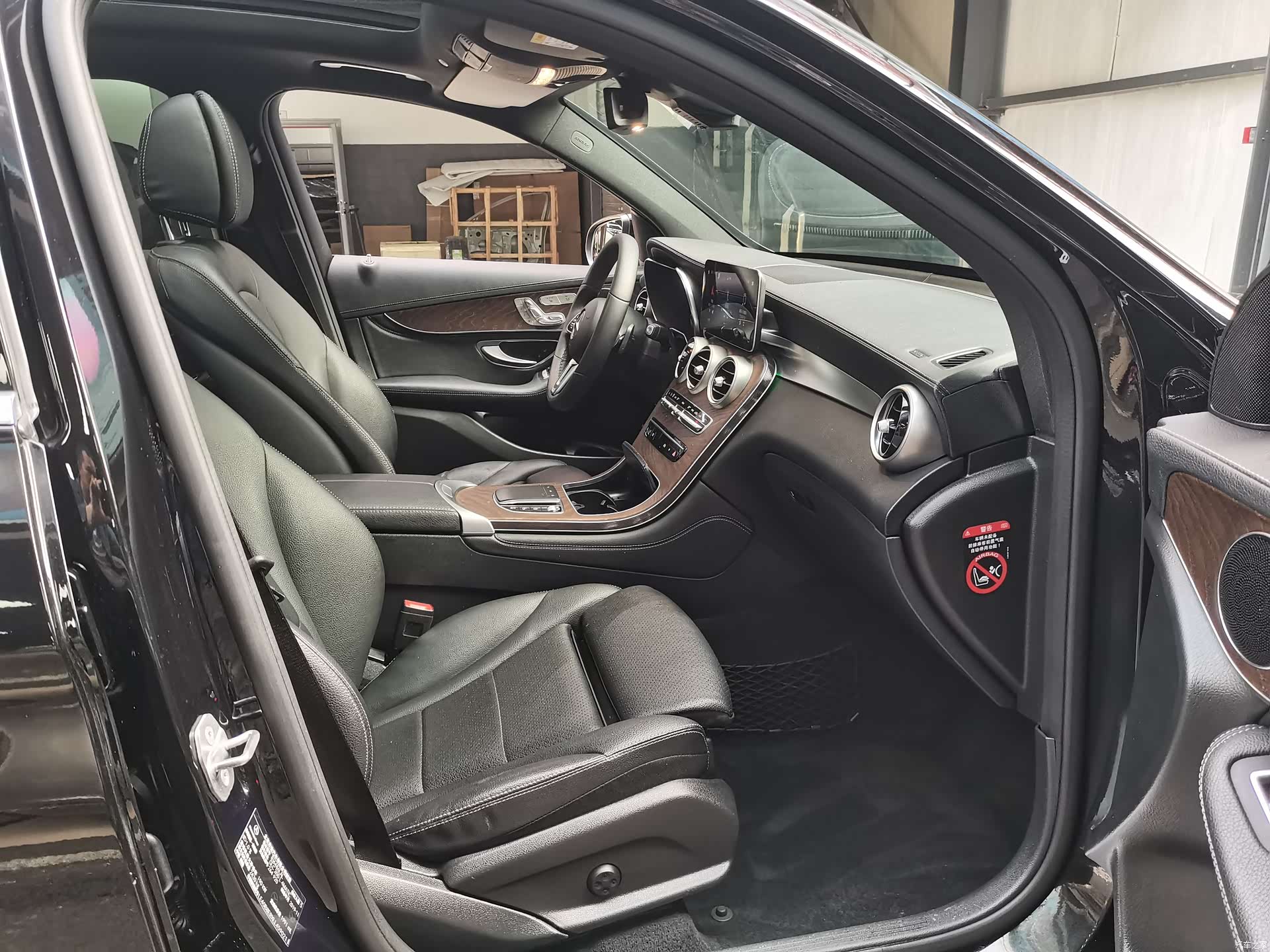 Mercedes-Benz GLC, 2020 14