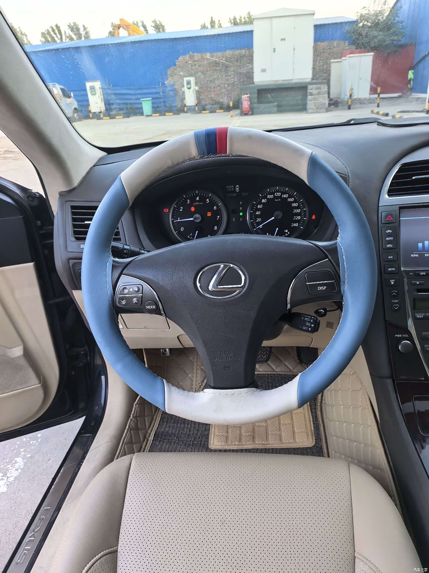 Lexus ES, 2011 9