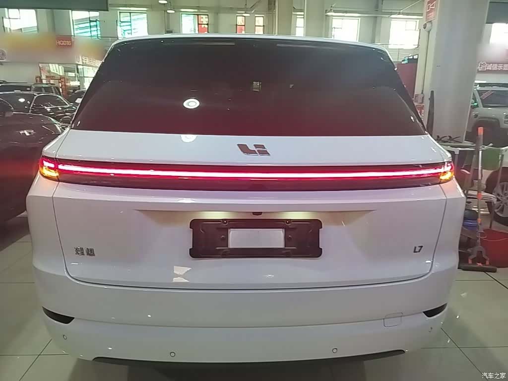 Li Auto L7, 2024 6