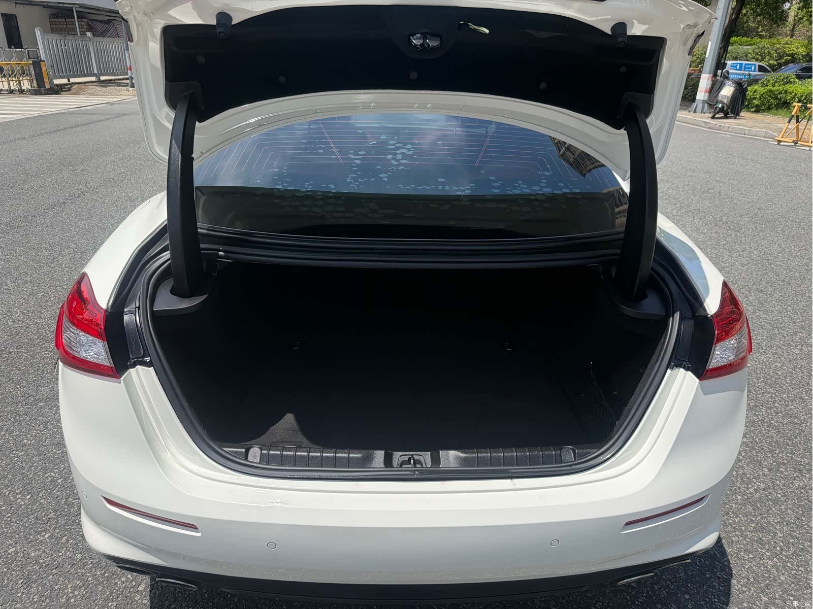 Maserati Ghibli, 2018 17