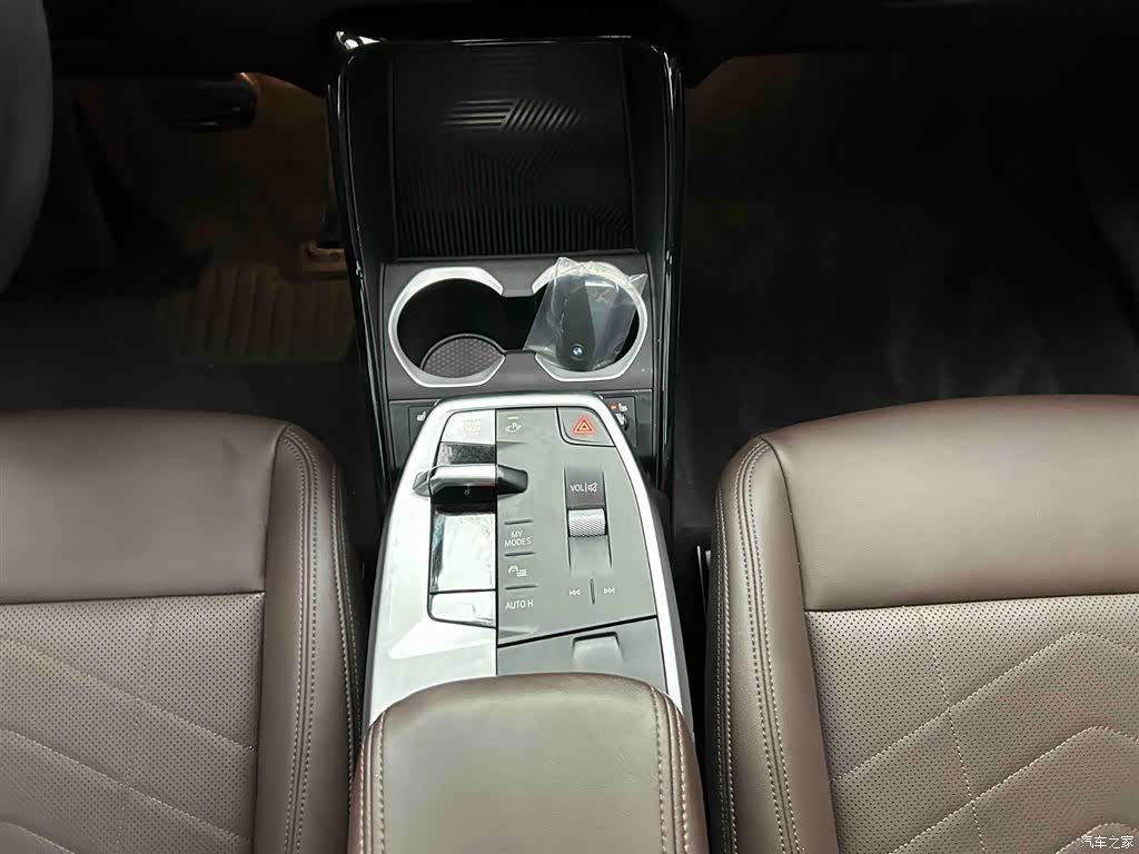 BMW X1, 2024 6