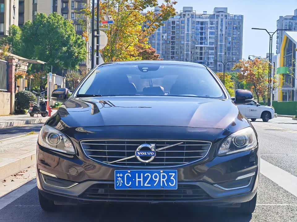 Volvo S60